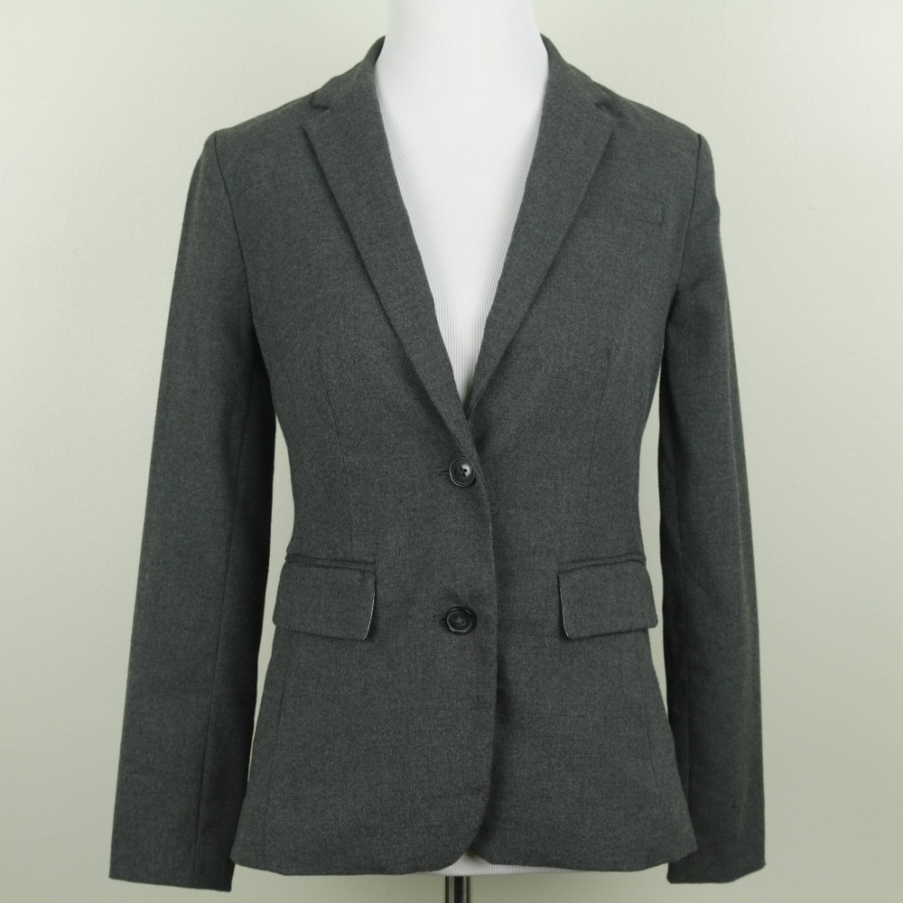 SALE* $36 Banana Republic lined Gray blazer